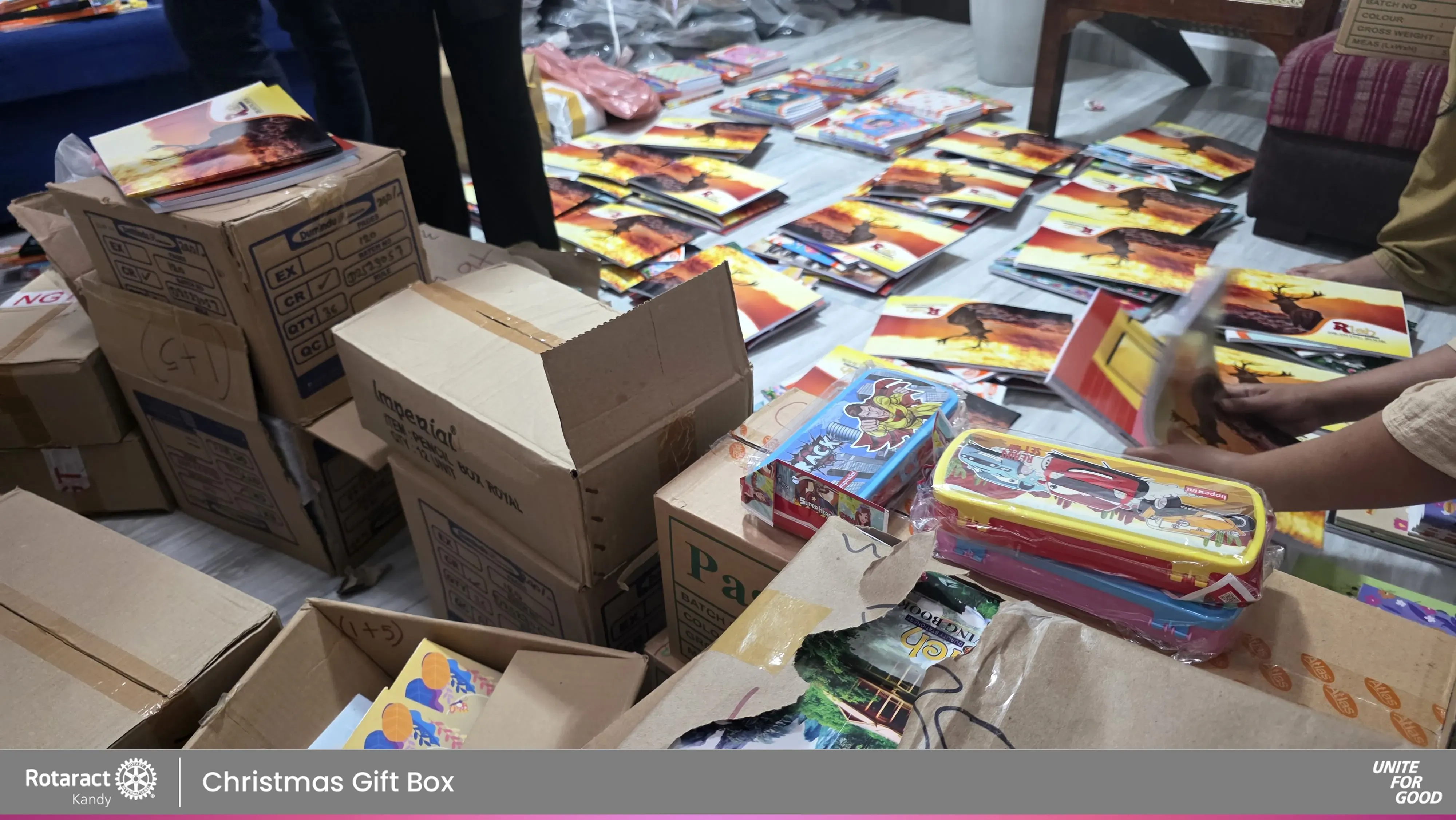 Christmas Gift Box Gallery 9