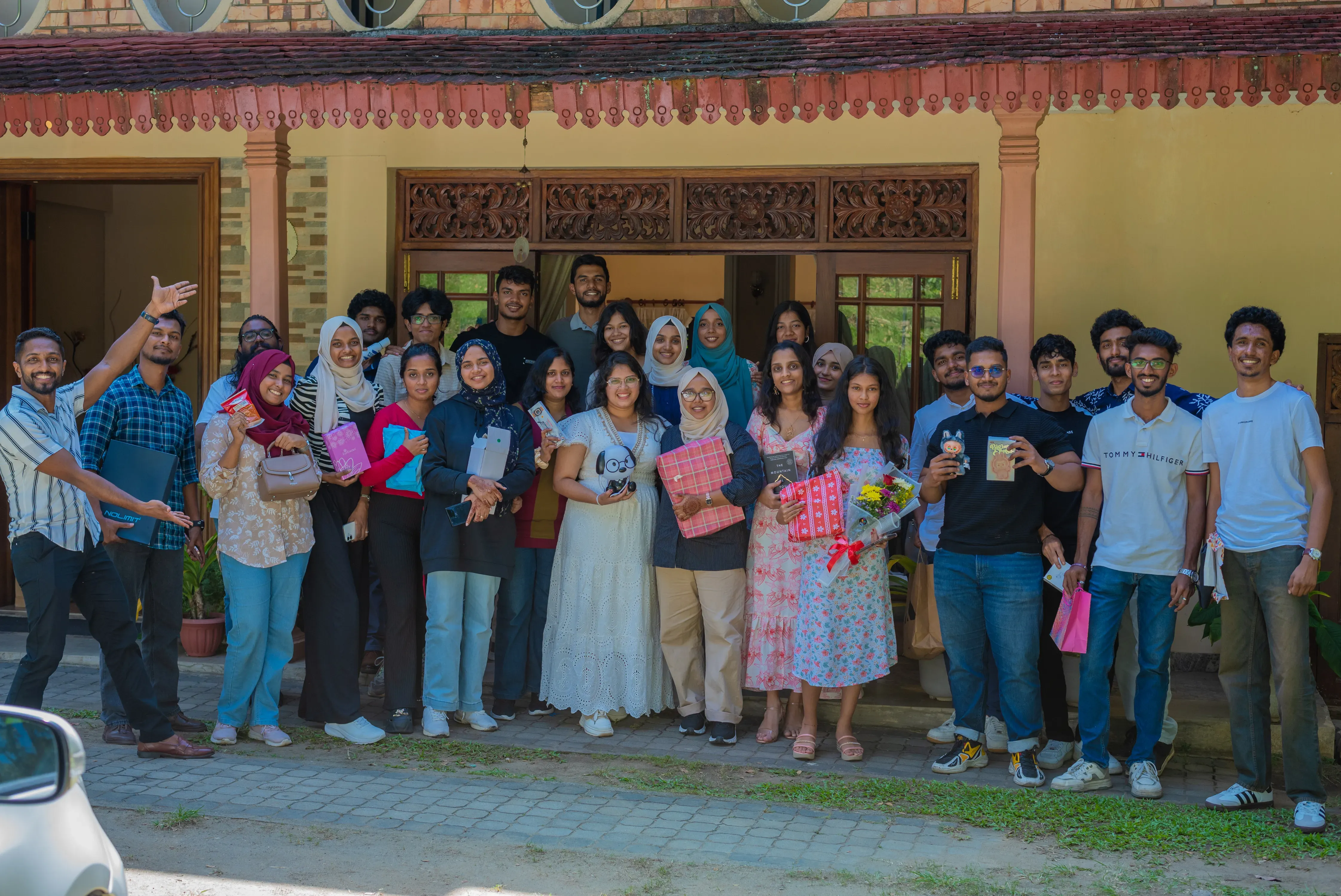 CIRCLE '25 & SECRET SANTA Gallery 82